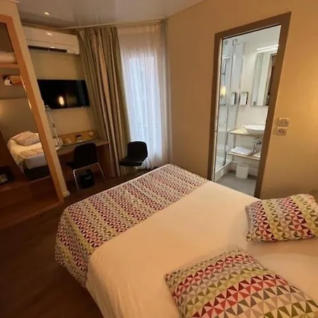 Campanile 14 - Maine Montparnasse Hotel 3*