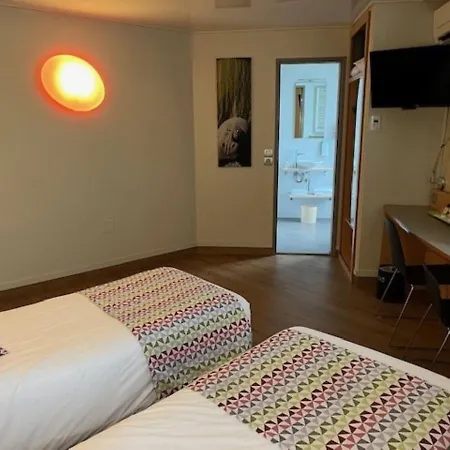 Hotell Campanile 14 - Maine Montparnasse 3*