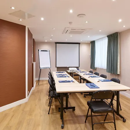 Campanile Prime - 14 Maine Montparnasse ホテル