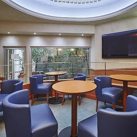 캠파닐 14 - 메인 몽파르나스 3*